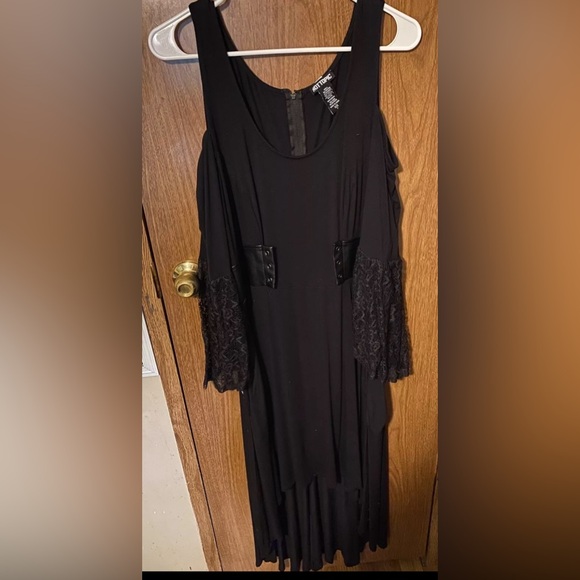 Hot Topic Dress - Picture 1 of 3